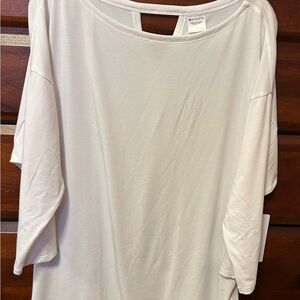 Athleta White 3/4 length Sleeve Women's Top